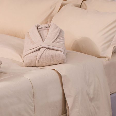 Bata beige